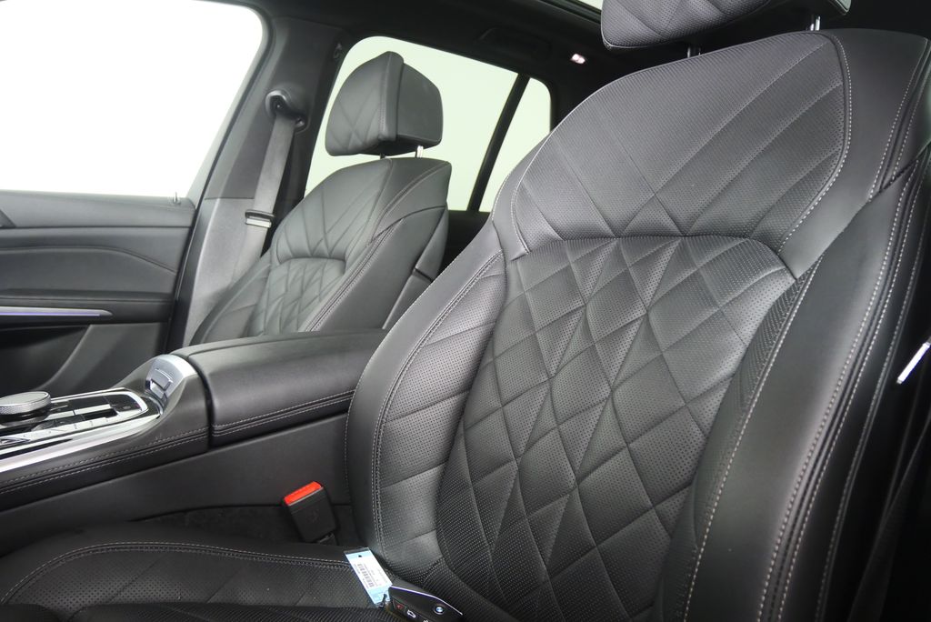 Thumbnail: 2024 BMW X5 - 10