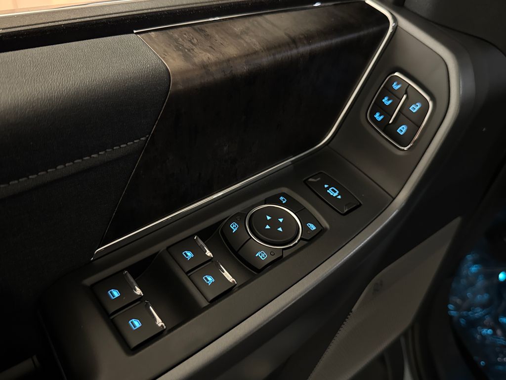New 2026 Gray Ford Lariat image 22