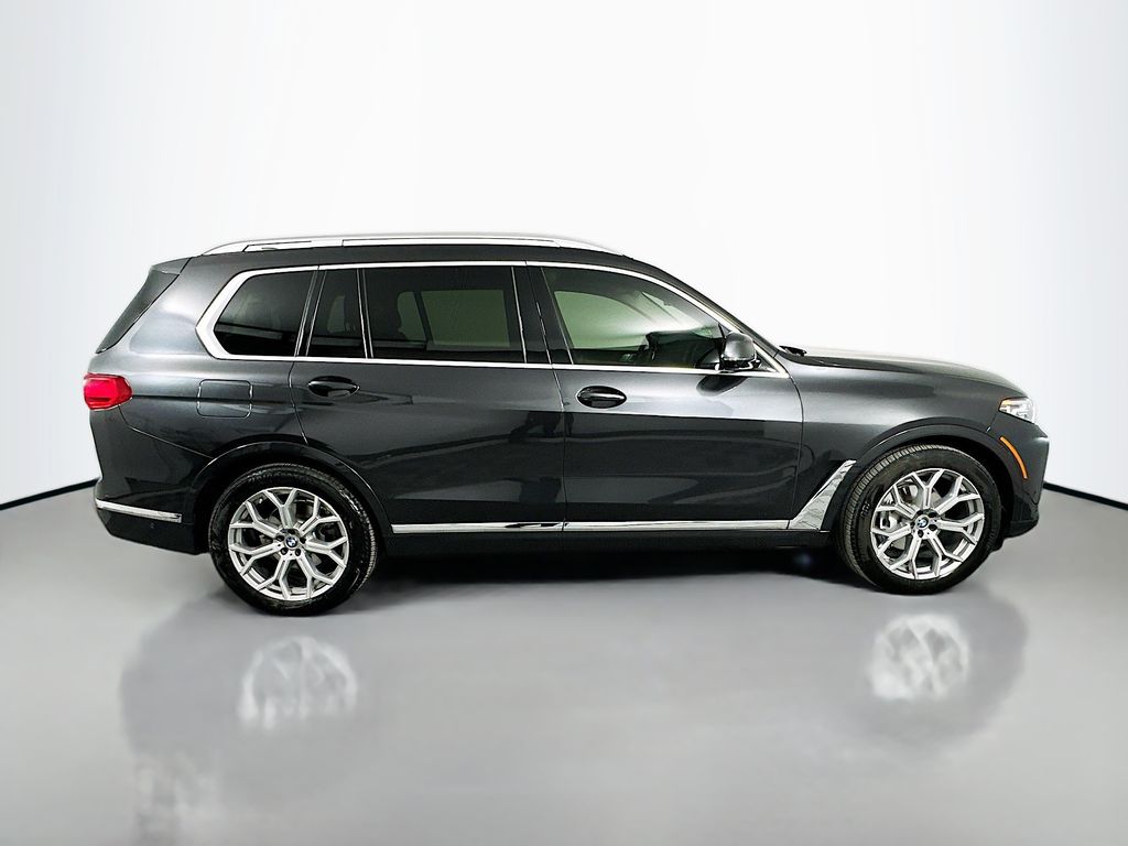 Thumbnail: 2021 BMW X7 - 4