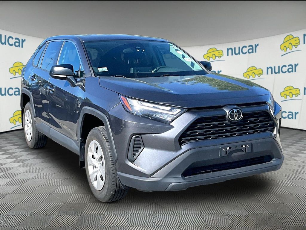 2023 Toyota RAV4 — photo 1