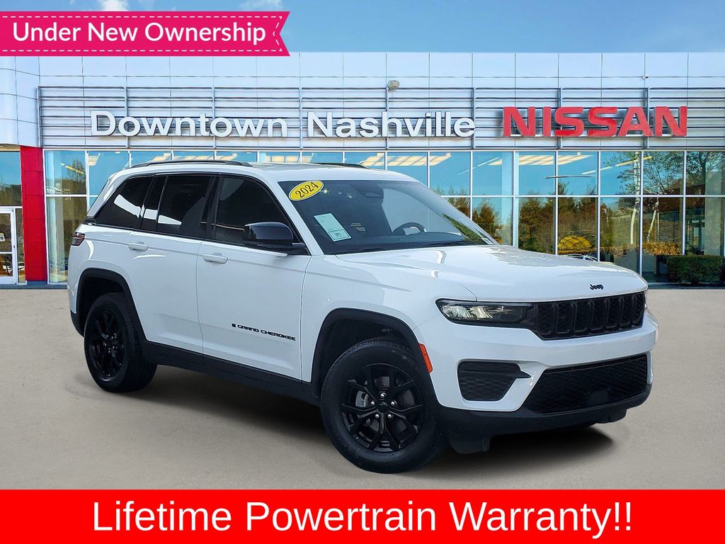 Bright White Clearcoat 2024 Jeep Grand Cherokee SUV / Crossover 4X2 8-Speed Automatic