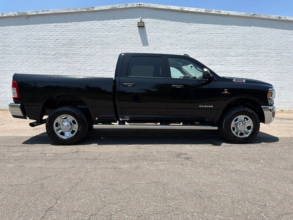 Diamond Black Crystal Pearlcoat 2020 RAM 2500 Pickup Truck Four-Wheel Drive 6-Speed Automatic