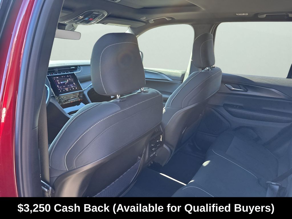 New Car 2025 Jeep Grand Cherokee  Laredo X For Sale Under $40,000 In Austin, Texas