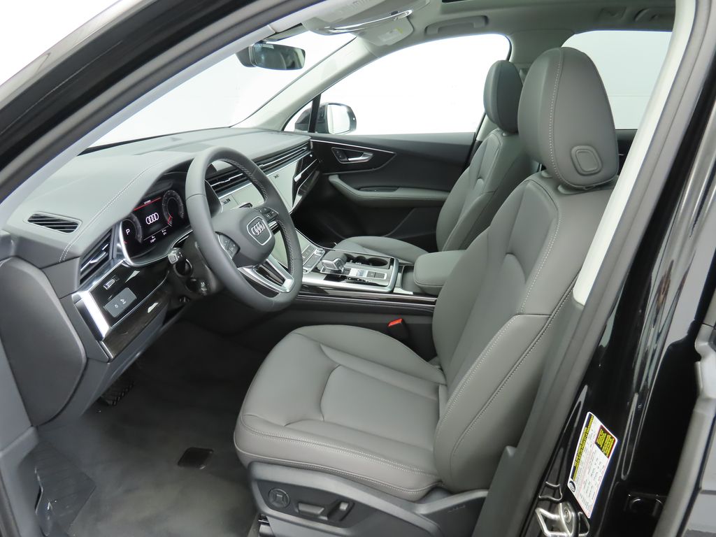 2025 Audi Q7 Premium Plus 21