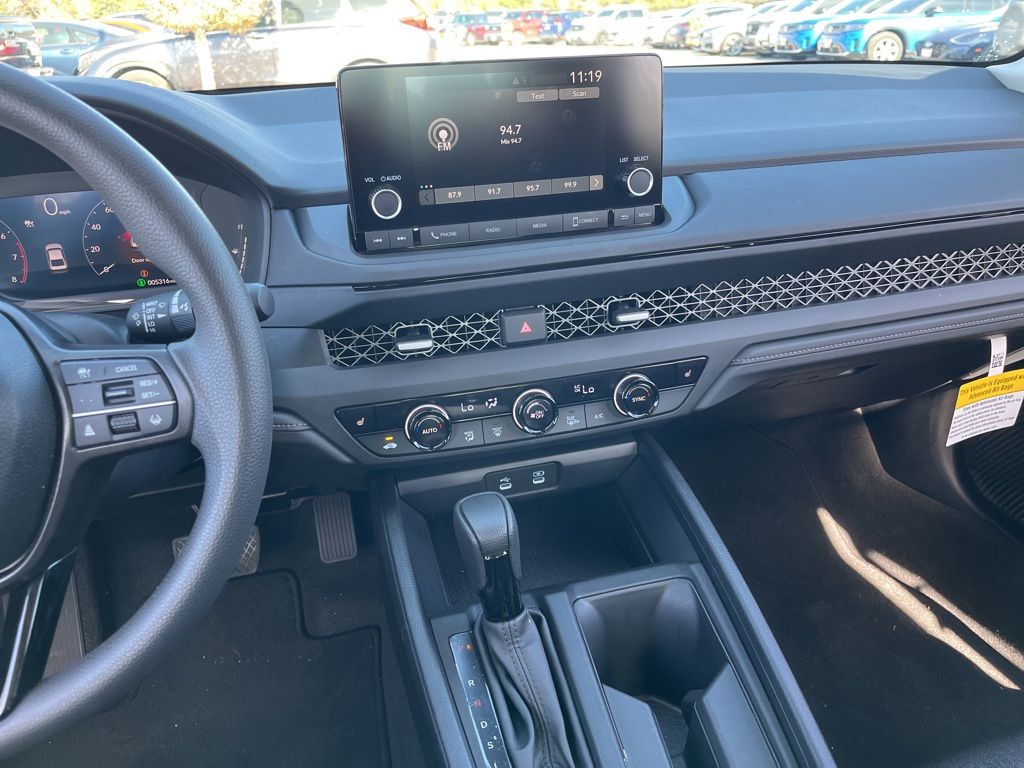 Thumbnail: 2025 Honda Accord - 17