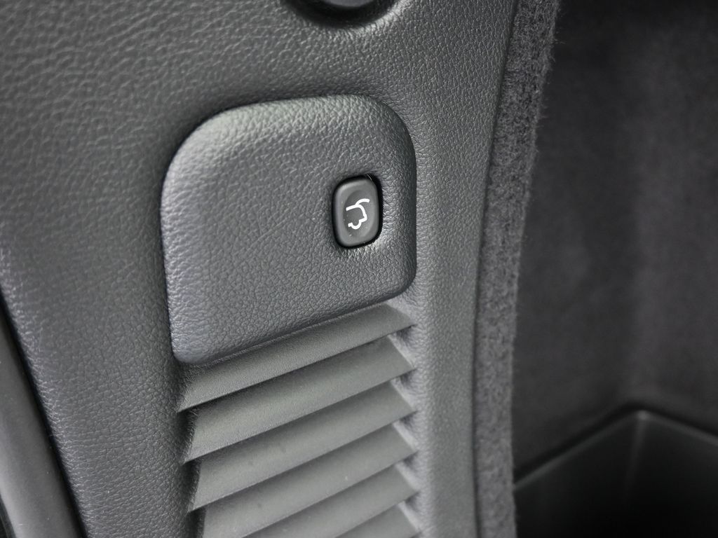 New 2026 White Knuckle Clearcoat Dodge GT HEMI V8 image 38