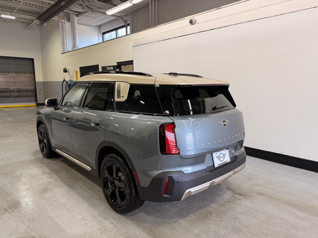 Thumbnail: 2026 MINI Cooper Countryman - 3