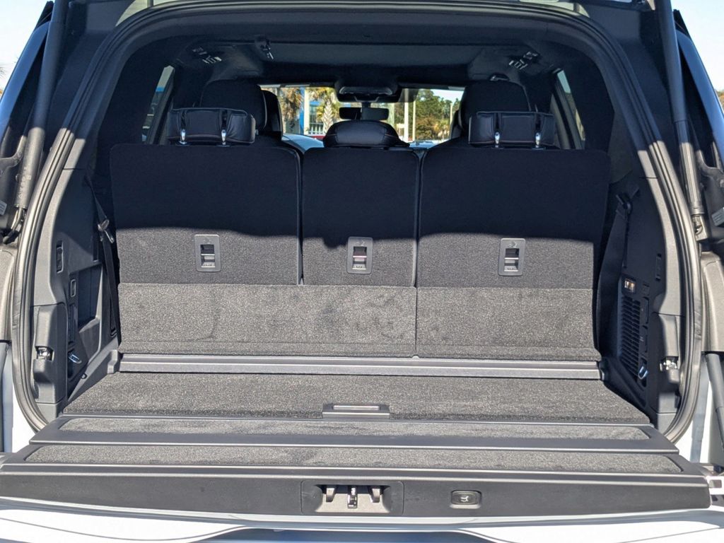 2025 Lincoln Navigator Black Label