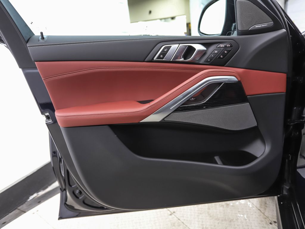 Thumbnail: 2026 BMW X6 - 9