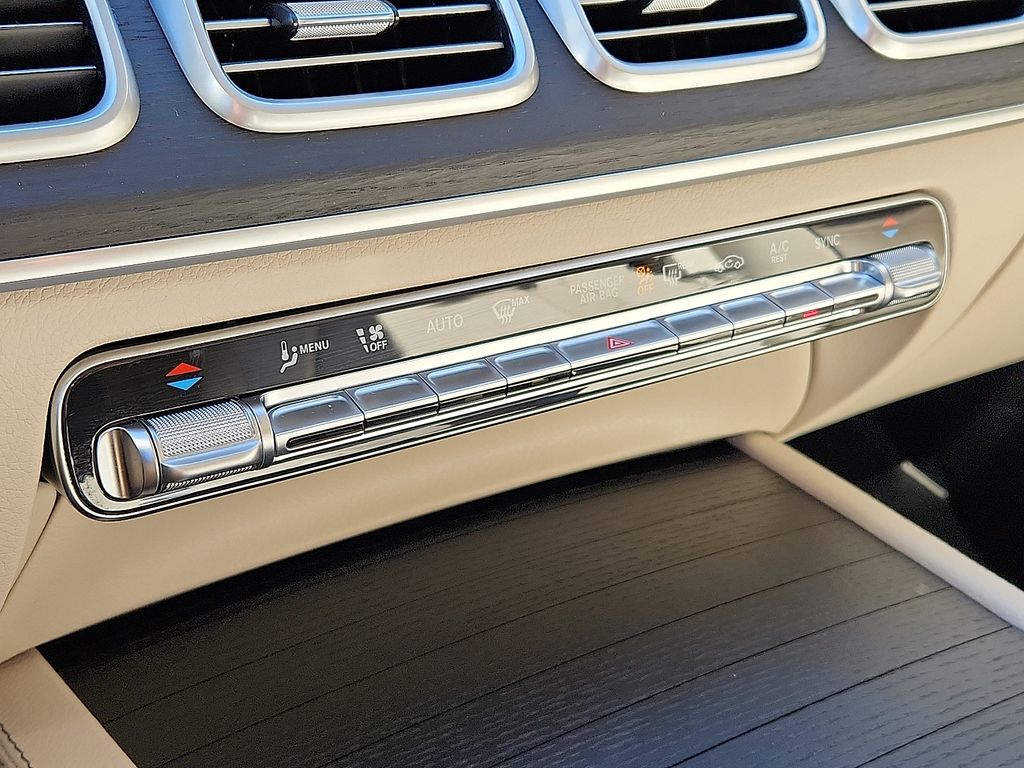 Thumbnail: 2026 Mercedes-Benz GLE - 11