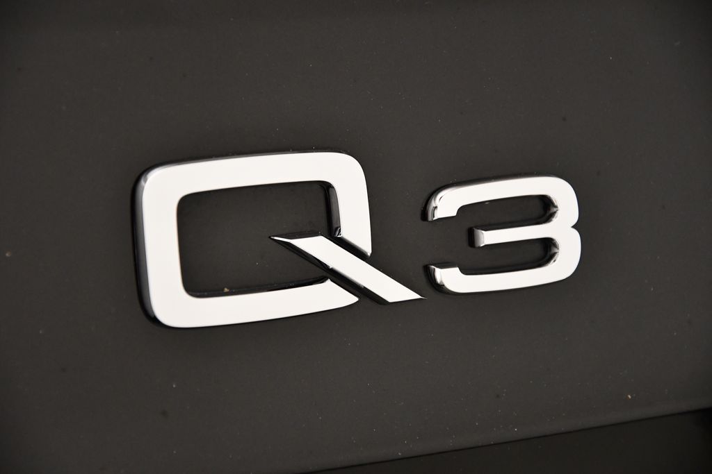 2022 Audi Q3 Premium 9