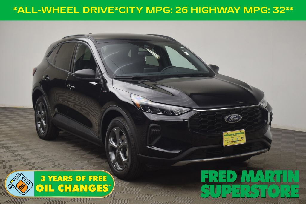 used 2025 Ford Escape car, priced at $24,800