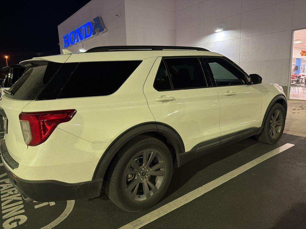 Thumbnail: 2022 Ford Explorer - 3