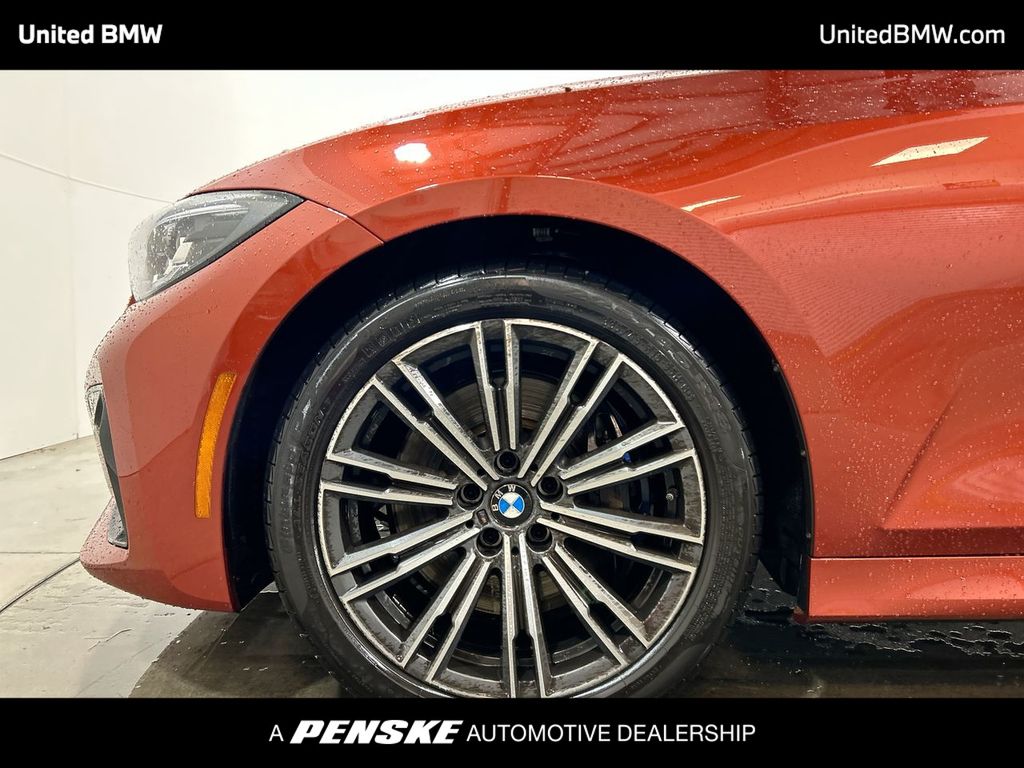 Thumbnail: 2022 BMW 3 Series - 10