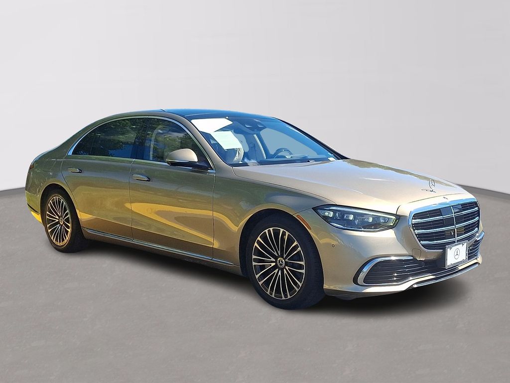 Thumbnail: 2022 Mercedes-Benz S-Class - 3