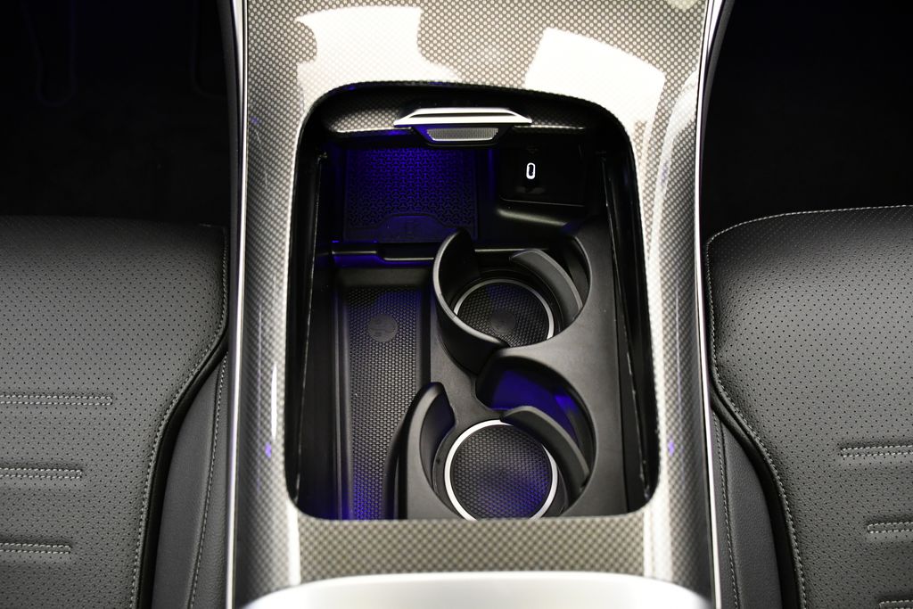 Thumbnail: 2025 Mercedes-Benz GLC - 29