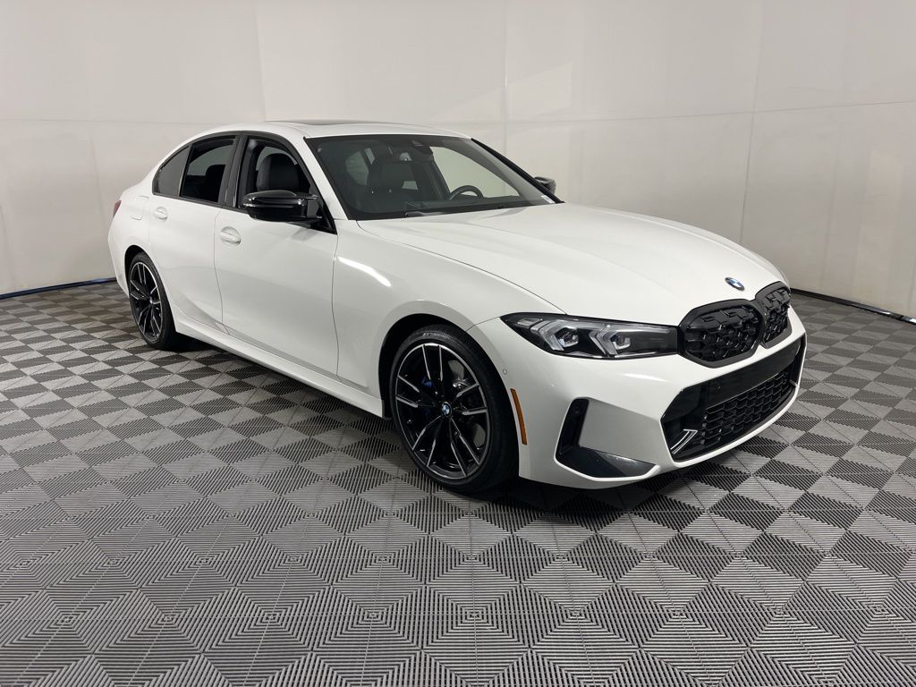 Thumbnail: 2024 BMW 3 Series - 16