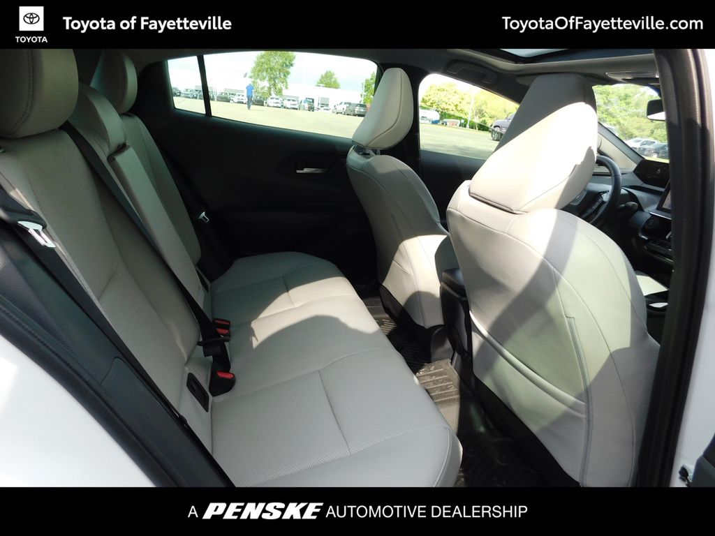 2024 Toyota Prius XLE 5