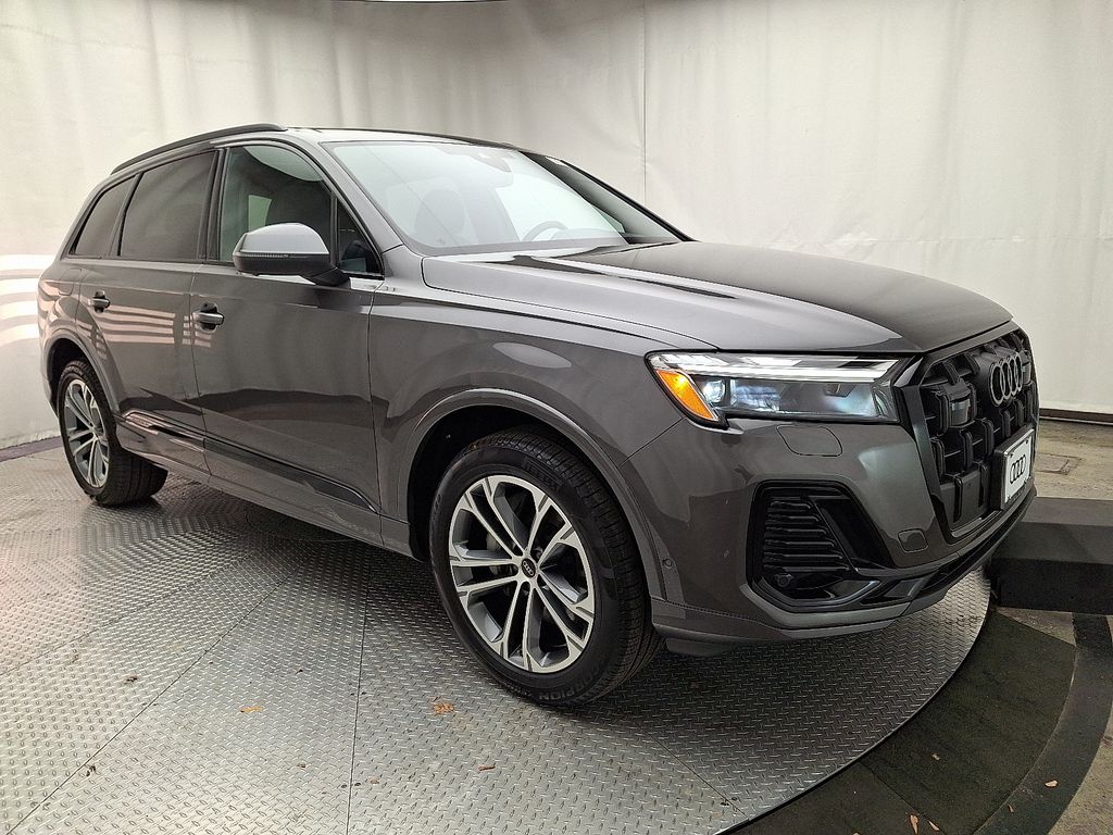 Thumbnail: 2026 Audi Q7 - 2