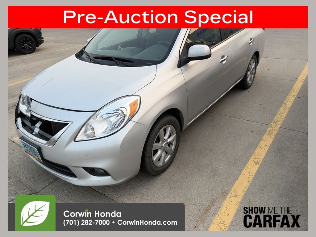 Brilliant Silver Metallic 2013 Nissan Versa Sedan Front-Wheel Drive Continuously Variable Transmission