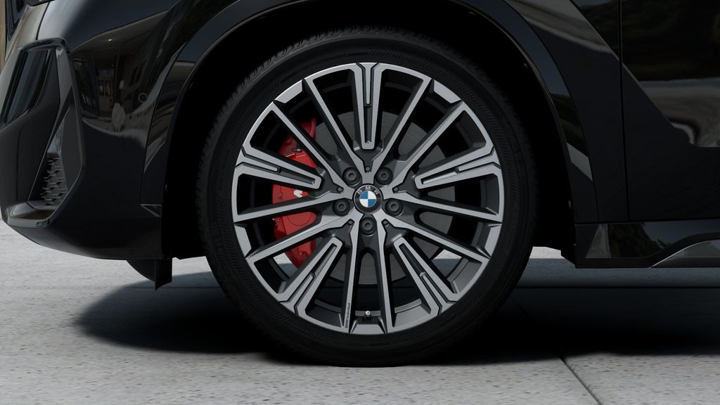 2025 BMW X1 xDrive28i 32