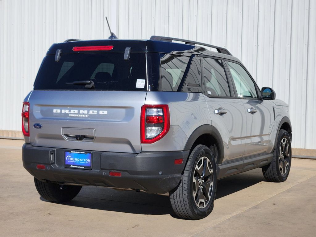 2021 Ford Bronco Sport Outer Banks 8