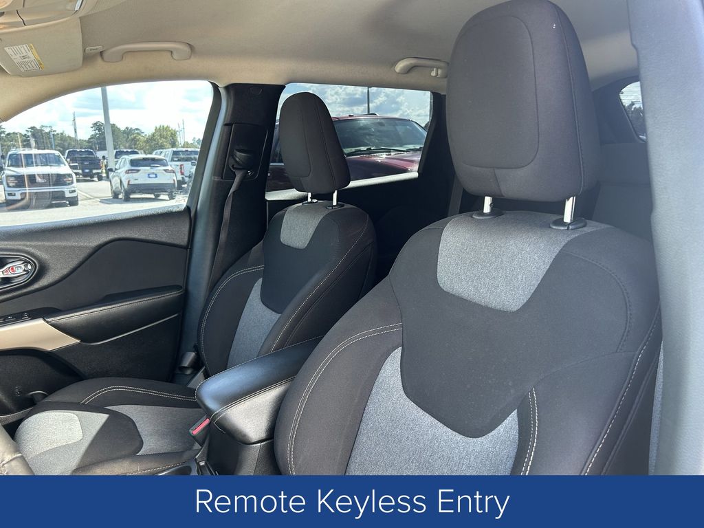 2018 Jeep Cherokee Latitude