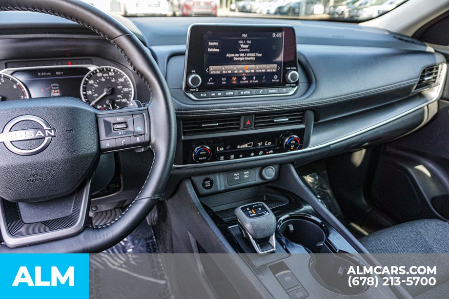 2025 Nissan Rogue SV - Photo 32