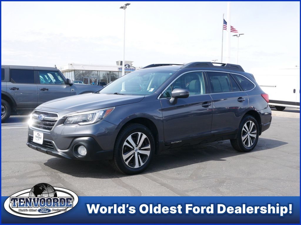 Magnetite Gray Metallic 2018 Subaru Outback 2.5i Limited AWD Wagon All-Wheel Drive Continuously Variable Transmission
