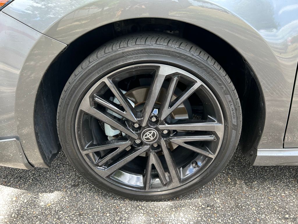 2025 Toyota Camry XSE 9