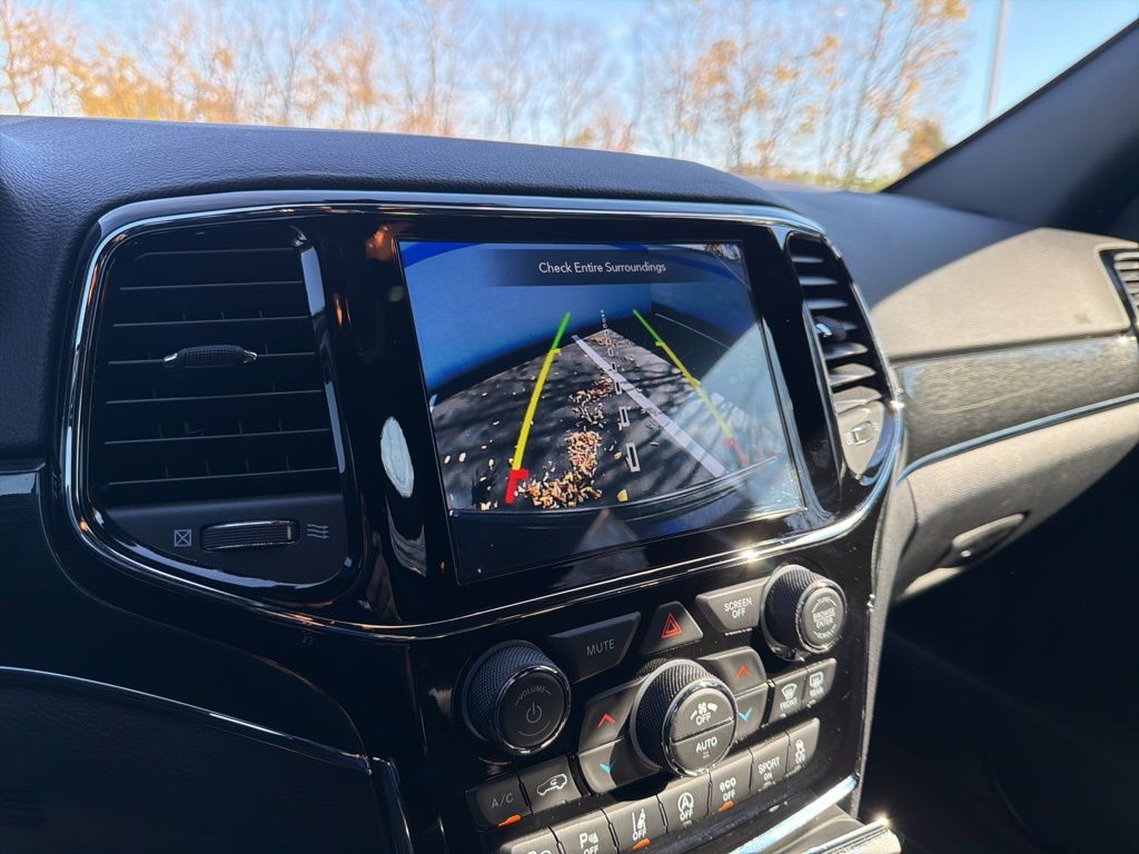 Thumbnail: 2019 Jeep Grand Cherokee - 31