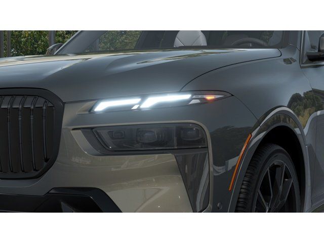 Thumbnail: 2026 BMW X7 - 6