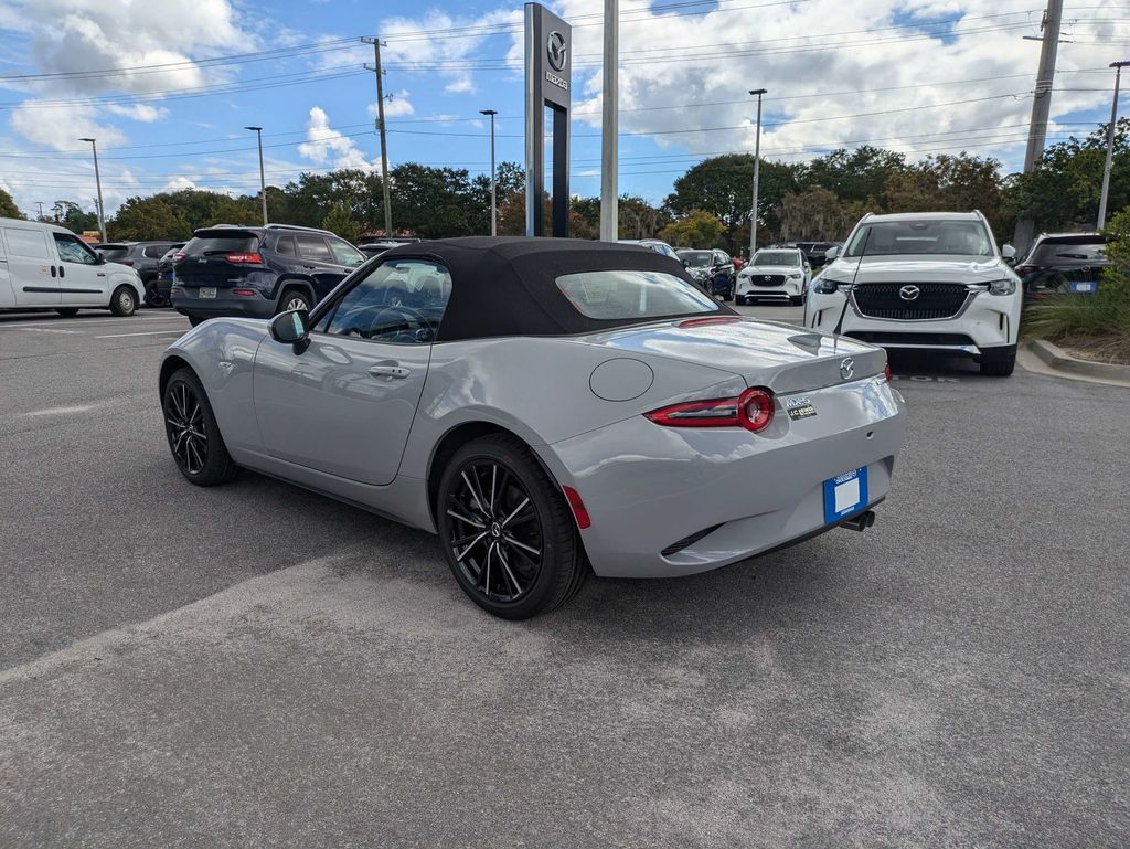 2026 Mazda MX-5 Miata Grand Touring