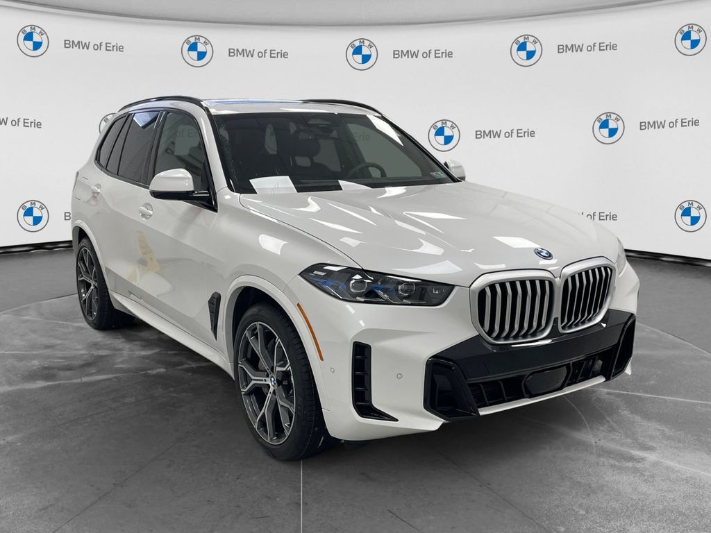 New 2026 Mineral White Metallic BMW xDrive50e image 4