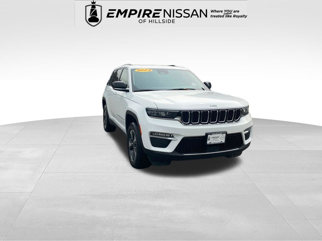 Bright White Clearcoat 2024 Jeep Grand Cherokee 4xe SUV / Crossover Four-Wheel Drive 8-Speed Automatic