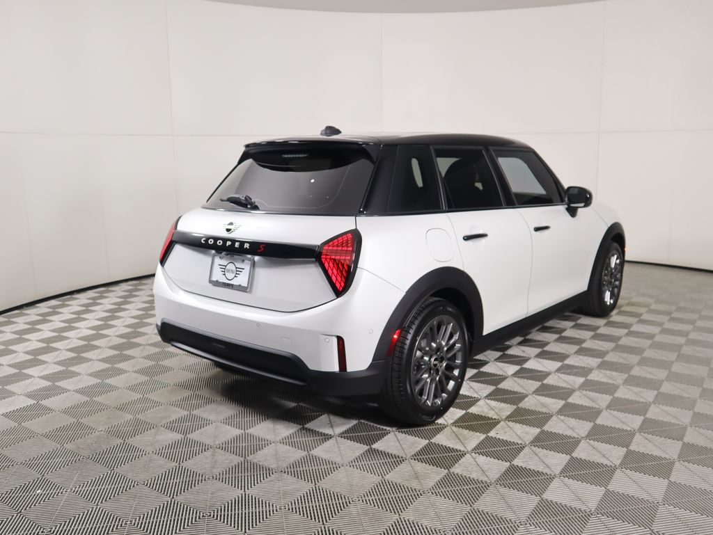 Thumbnail: 2026 MINI Cooper - 5