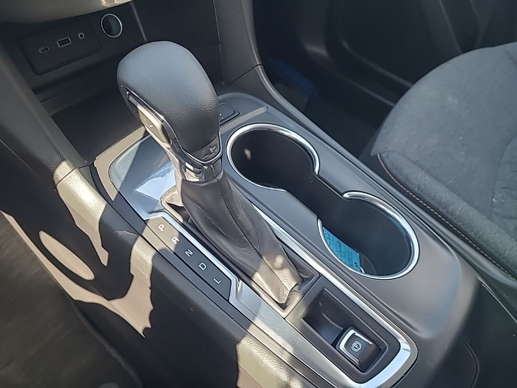used 2022 Chevrolet Equinox car, priced at $15,390