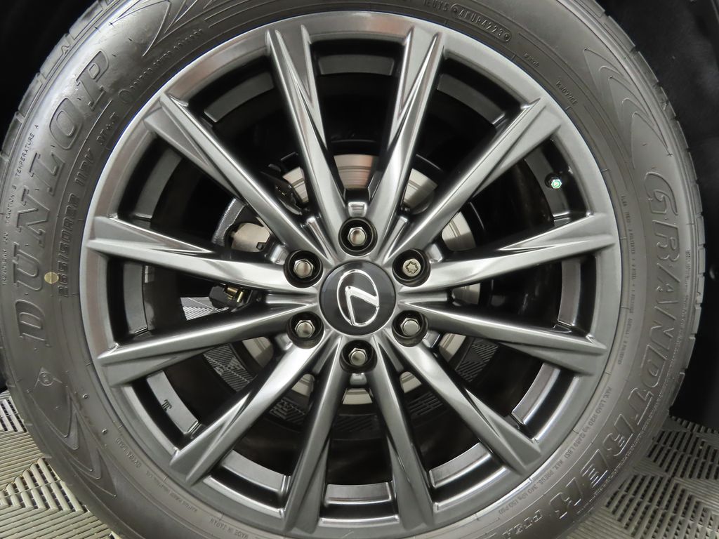 Thumbnail: 2024 Lexus LX - 32