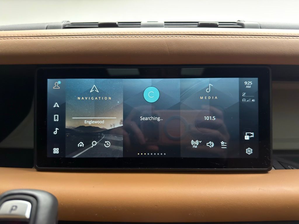 Thumbnail: 2024 Land Rover Defender - 12