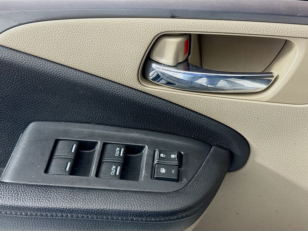 Used Car 2016 Honda Pilot  Ex-l For Sale Under $15,000 In Austin, Texas