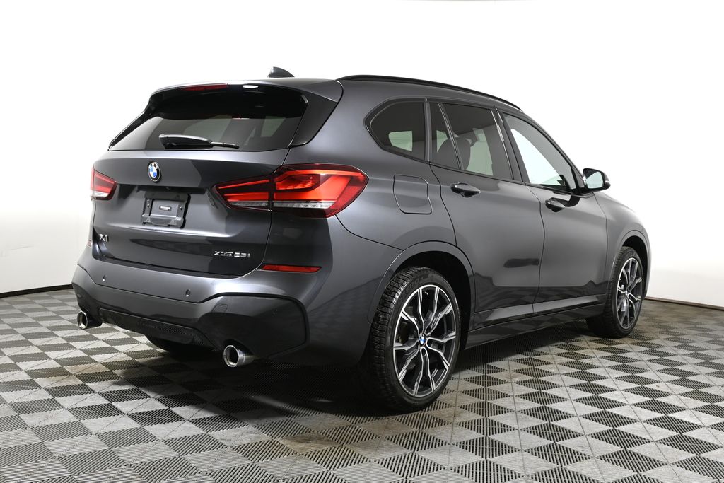 Thumbnail: 2021 BMW X1 - 7