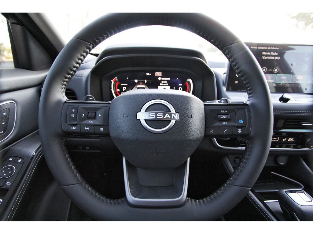 2026 Nissan Rogue Platinum - 11
