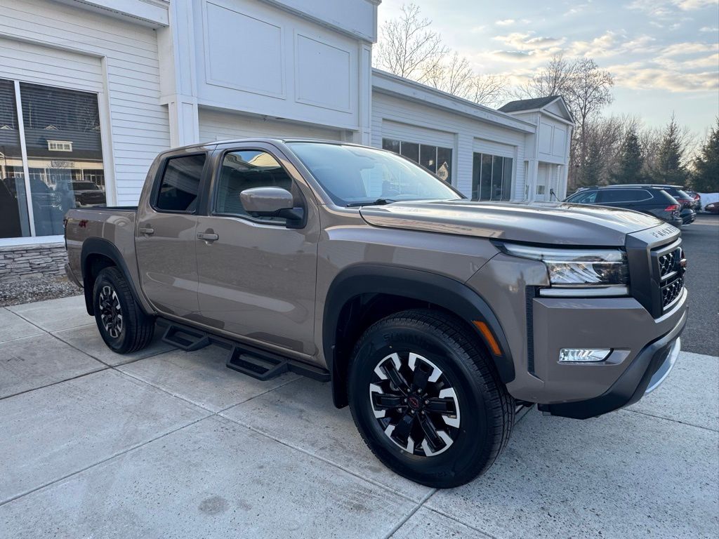 Baja Storm 2023 Nissan Frontier PRO-4X Crew Cab 4WD Pickup Truck Four-Wheel Drive 9-Speed Automatic