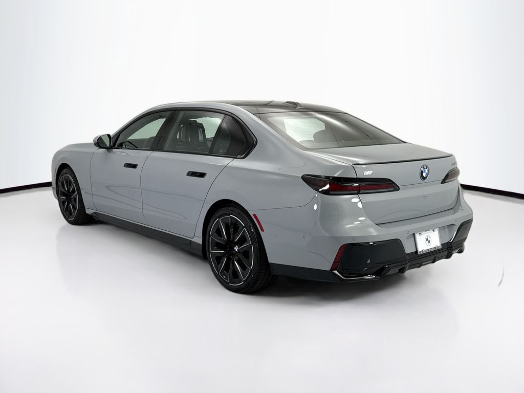Thumbnail: 2026 BMW i7 - 7
