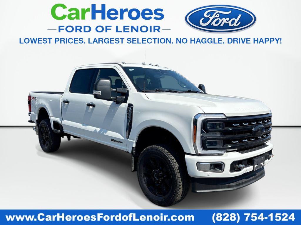 Star White Metallic Tri-Coat 2023 Ford F-250 Super Duty Pickup Truck Four-Wheel Drive Automatic