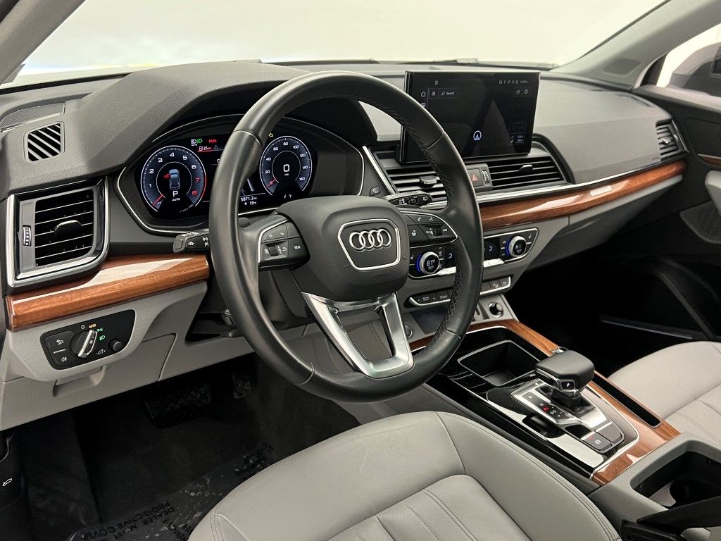 Thumbnail: 2022 Audi Q5 - 28