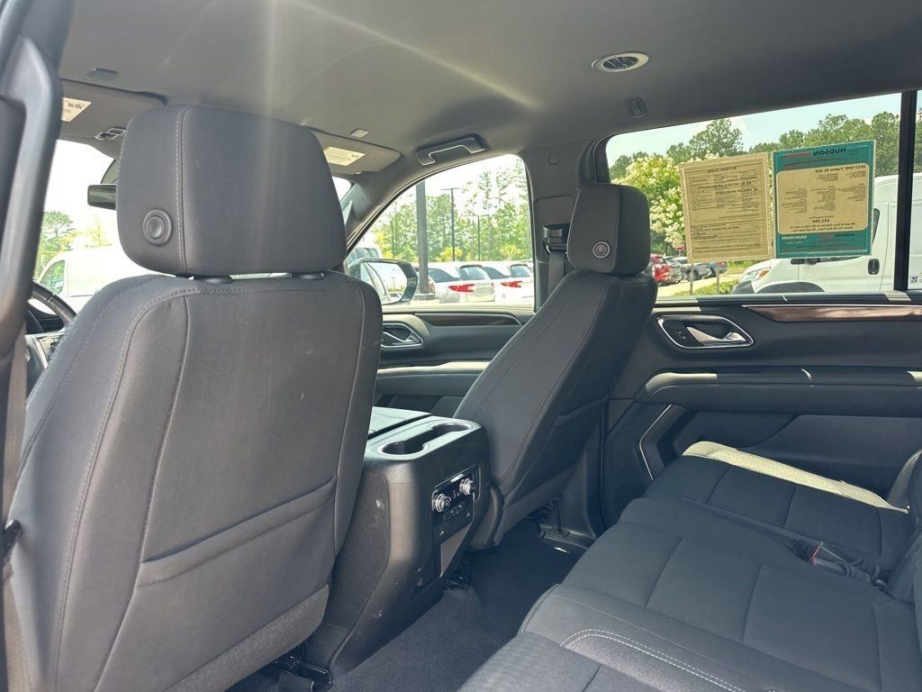 2022 Onyx Black GMC Yukon XL SLE 4X4 SUV