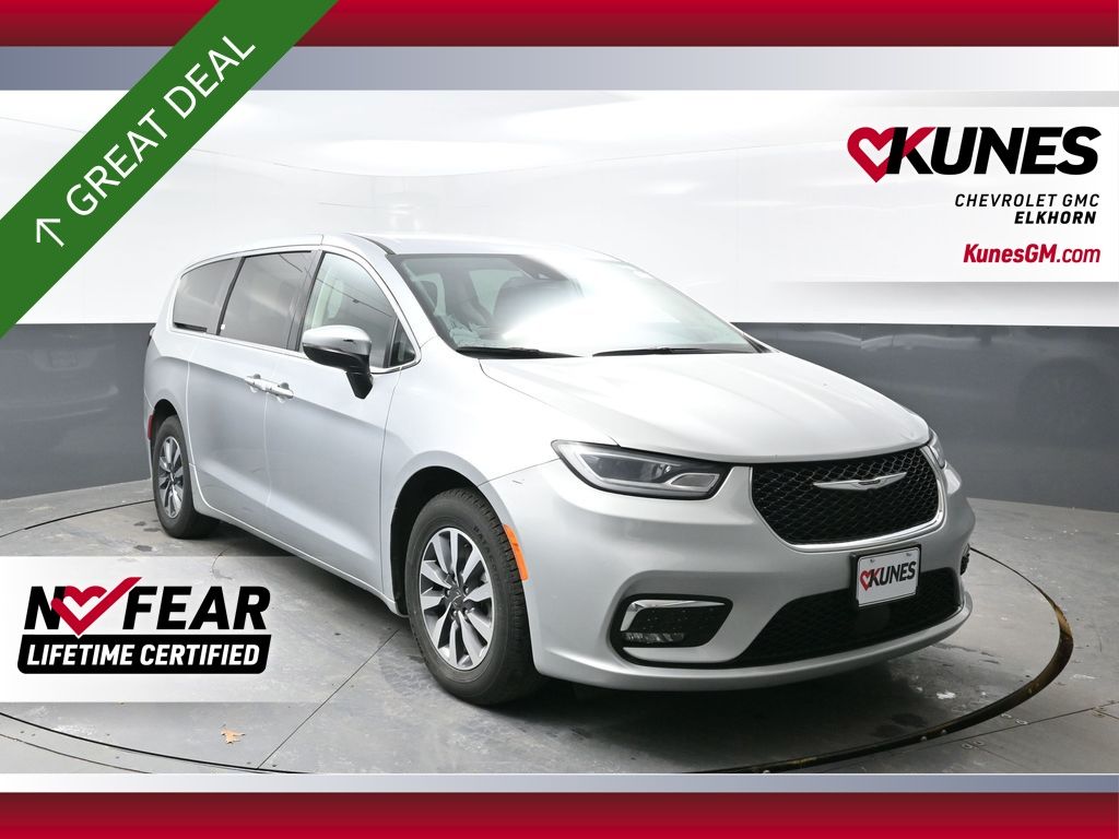 Silver Mist Clearcoat 2023 Chrysler Pacifica Hybrid Touring L FWD Minivan Front-Wheel Drive Continuously Variable Transmission