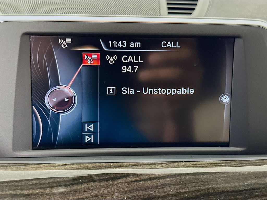 Thumbnail: 2016 BMW X1 - 14