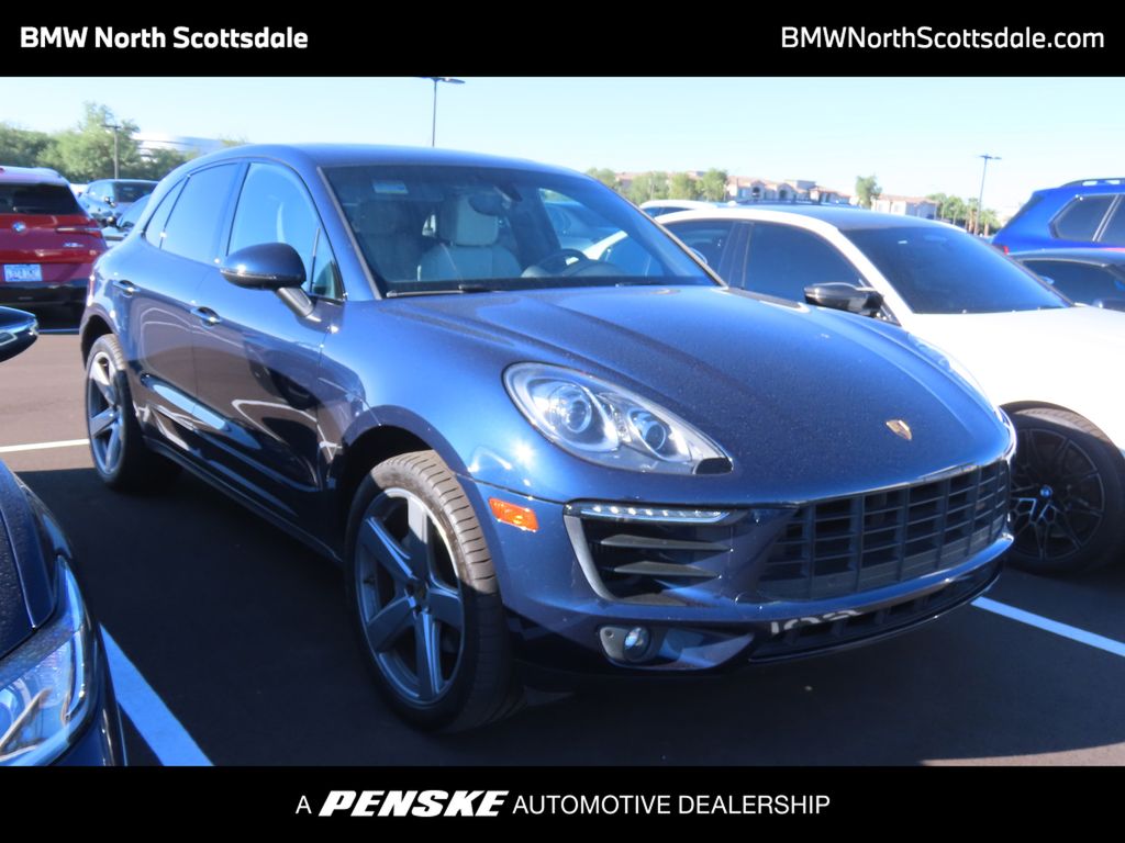 Thumbnail: 2016 Porsche Macan - 1